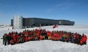 Nombre del archivo=amundsen-scott01.jpg
Tamaño del archivo=506Kb
Dimensiones=1024x613
Fecha añadida=20 de Enero de 12 amundsen-scott01.jpg